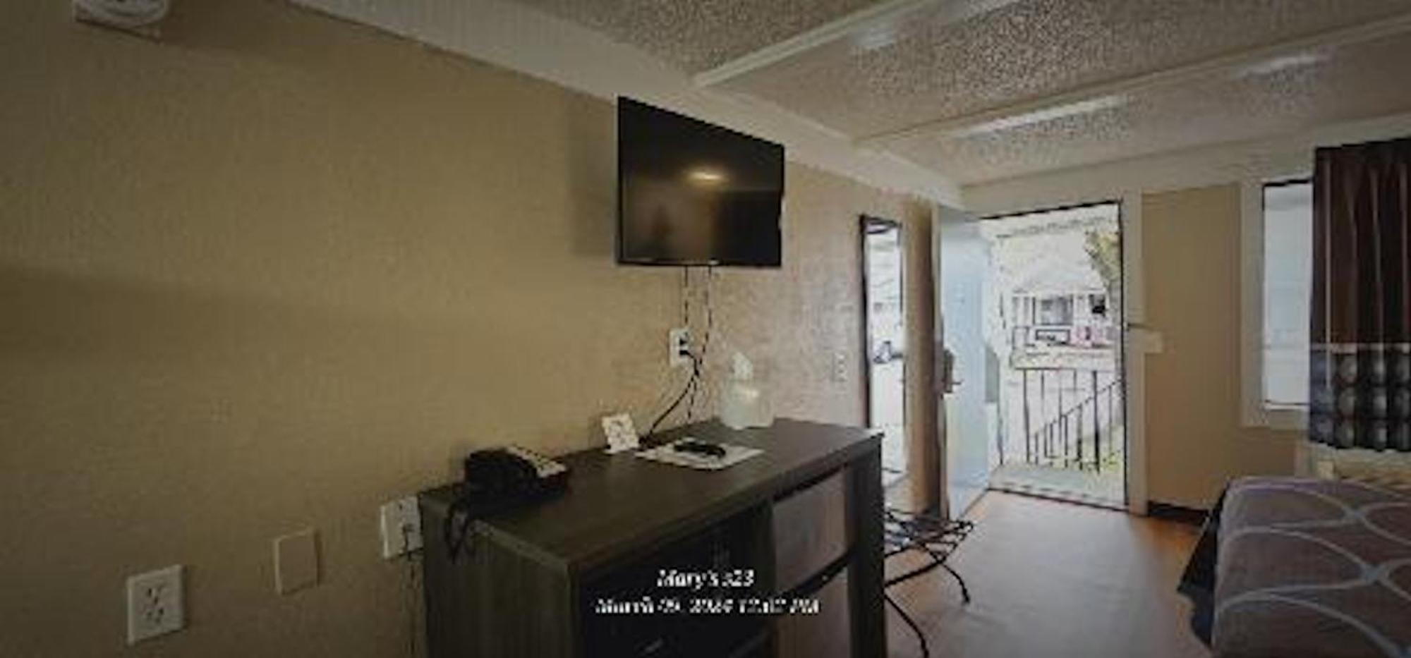Super 8 By Wyndham Asheville/Biltmore Buitenkant foto